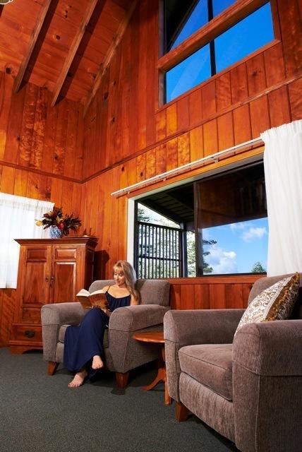 Coast Norfolk Island Apartment Burnt Pine Room photo