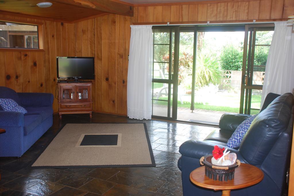 Coast Norfolk Island Apartment Burnt Pine Room photo